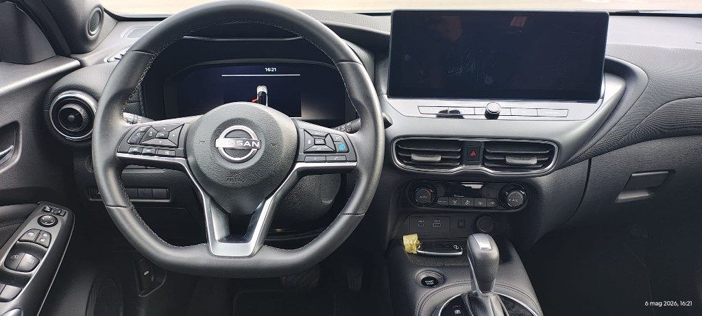 NISSAN Juke 1.6 HEV N-Connecta - 15