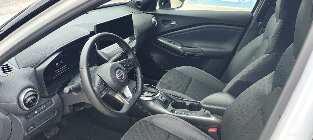 NISSAN Juke 1.6 HEV N-Connecta - 13
