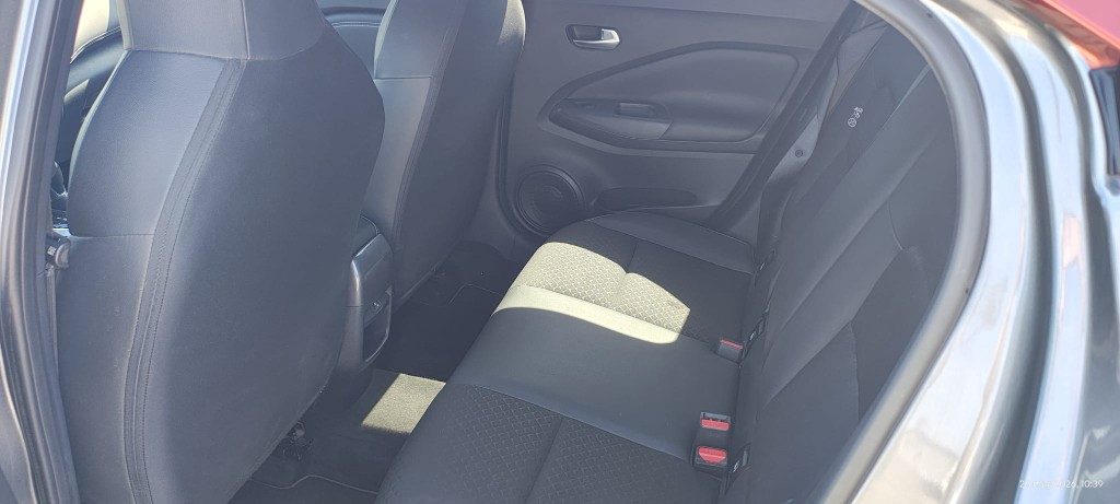 NISSAN Juke 1.6 HEV N-Connecta - 9