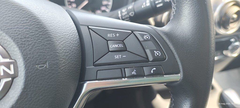 NISSAN Juke 1.6 HEV N-Connecta - 13