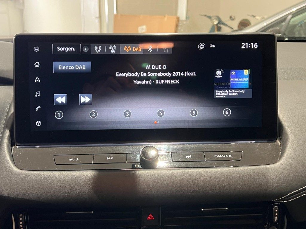 NISSAN Qashqai MHEV 140 CV N-Connecta - 16