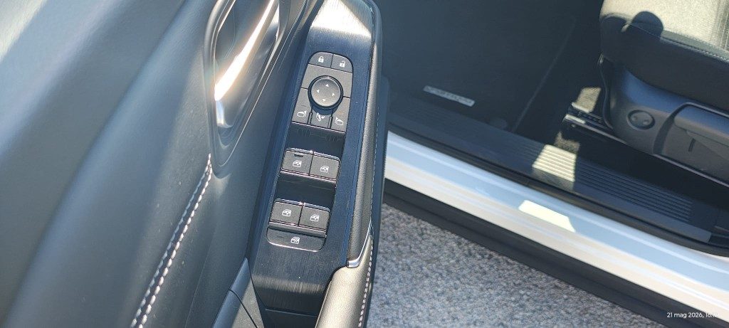 NISSAN Qashqai MHEV 140 CV N-Connecta - 14