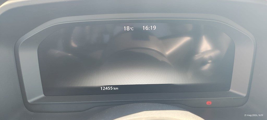 NISSAN Qashqai MHEV 140 CV N-Connecta - 17