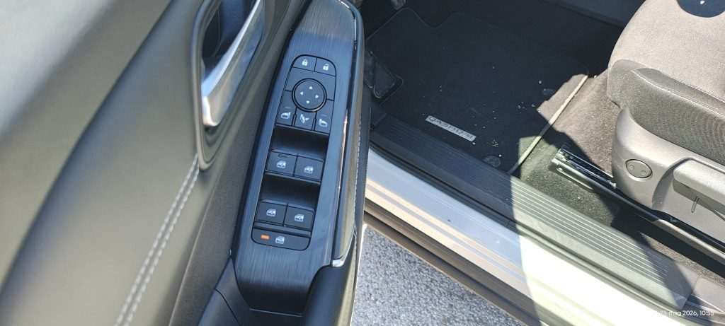 NISSAN Qashqai MHEV 140 CV N-Connecta - 11