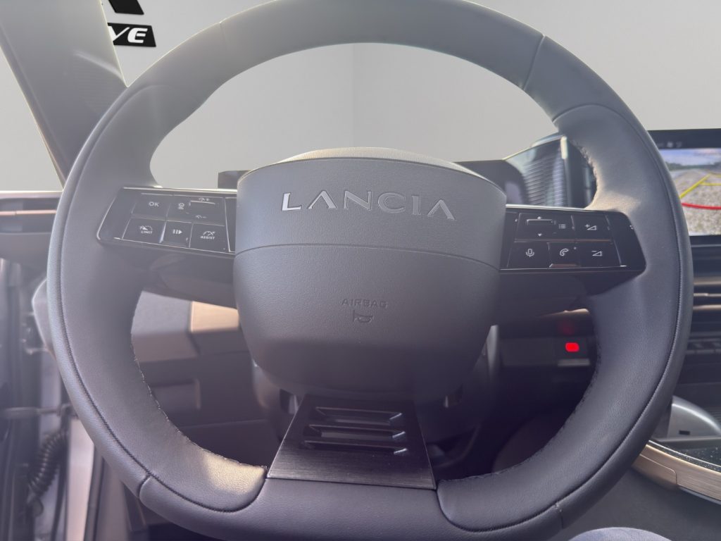 LANCIA Ypsilon Hybrid e-DCT LX - 10