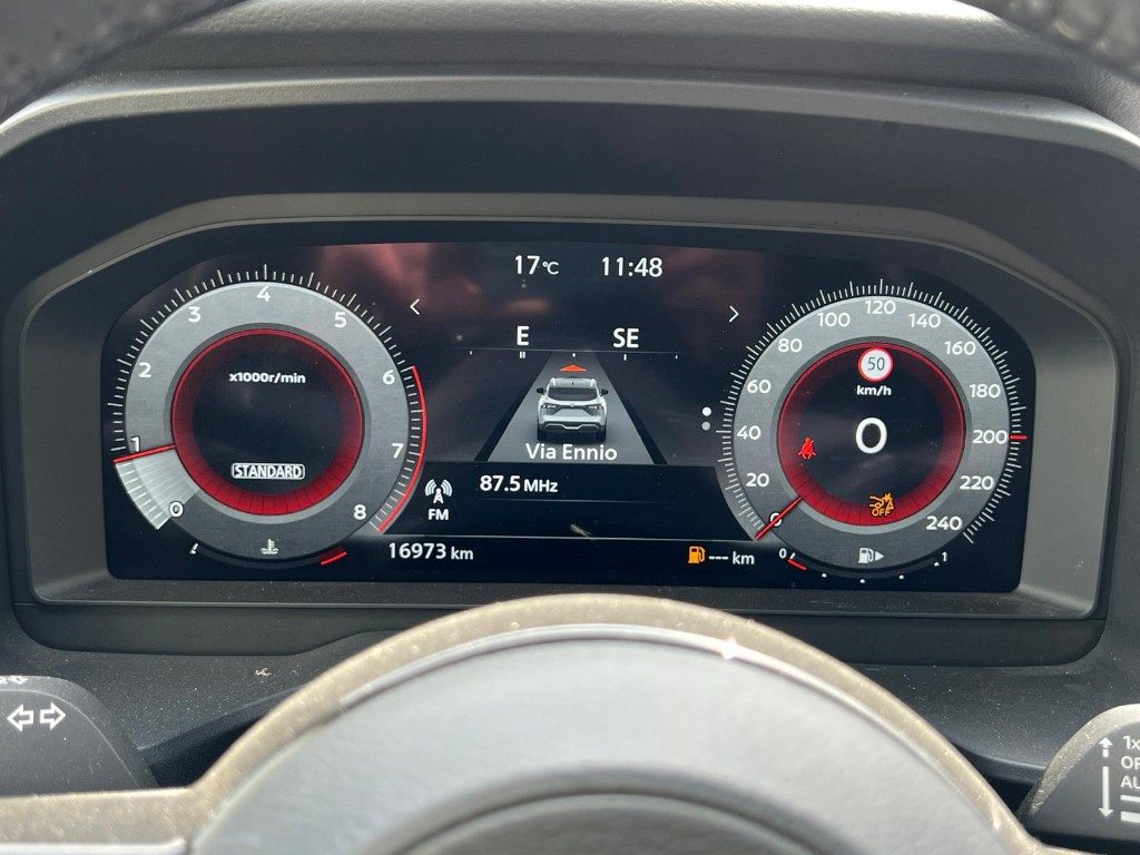 NISSAN Qashqai MHEV 140 CV Tekna - 11