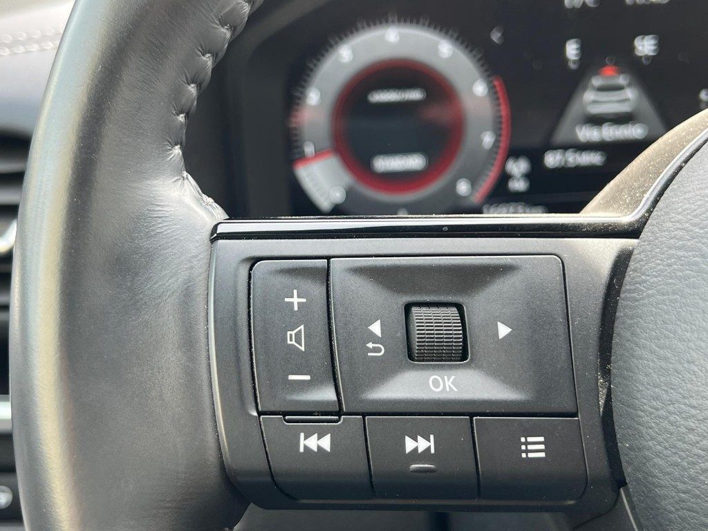 NISSAN Qashqai MHEV 140 CV Tekna - 14
