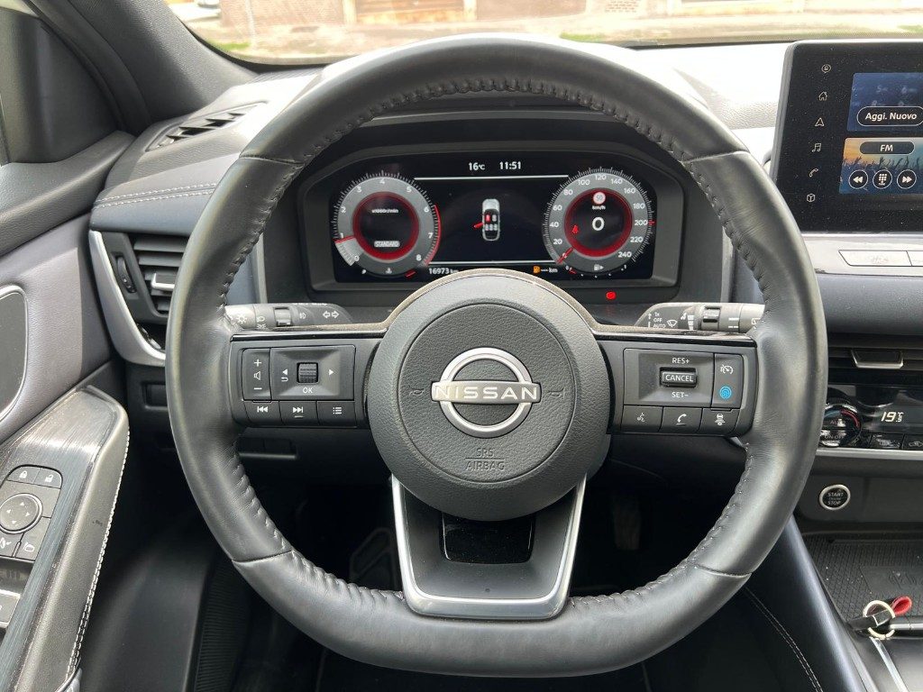 NISSAN Qashqai MHEV 140 CV Tekna - 23
