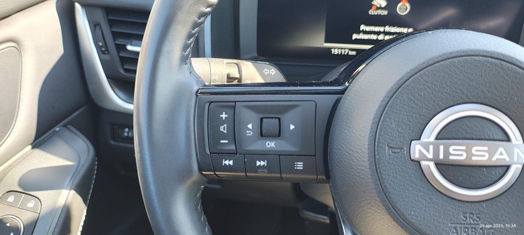 NISSAN Qashqai MHEV 140 CV N-Connecta - 13