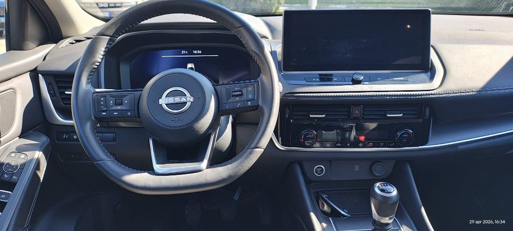 NISSAN Qashqai MHEV 140 CV N-Connecta - 16