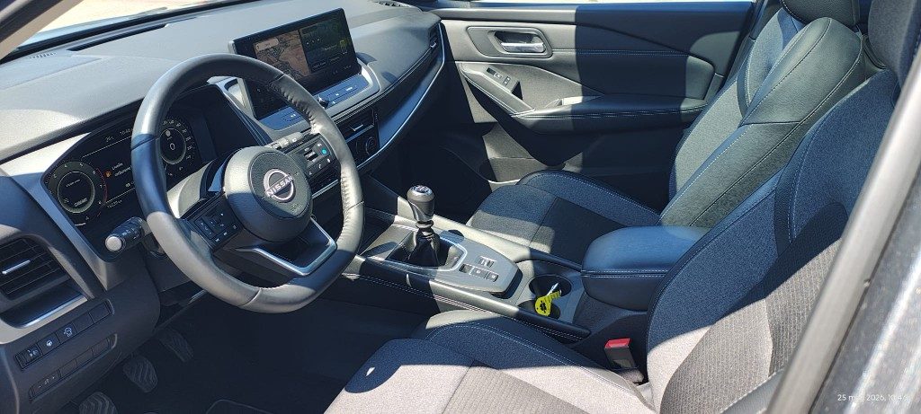 NISSAN Qashqai MHEV 140 CV N-Connecta - 10
