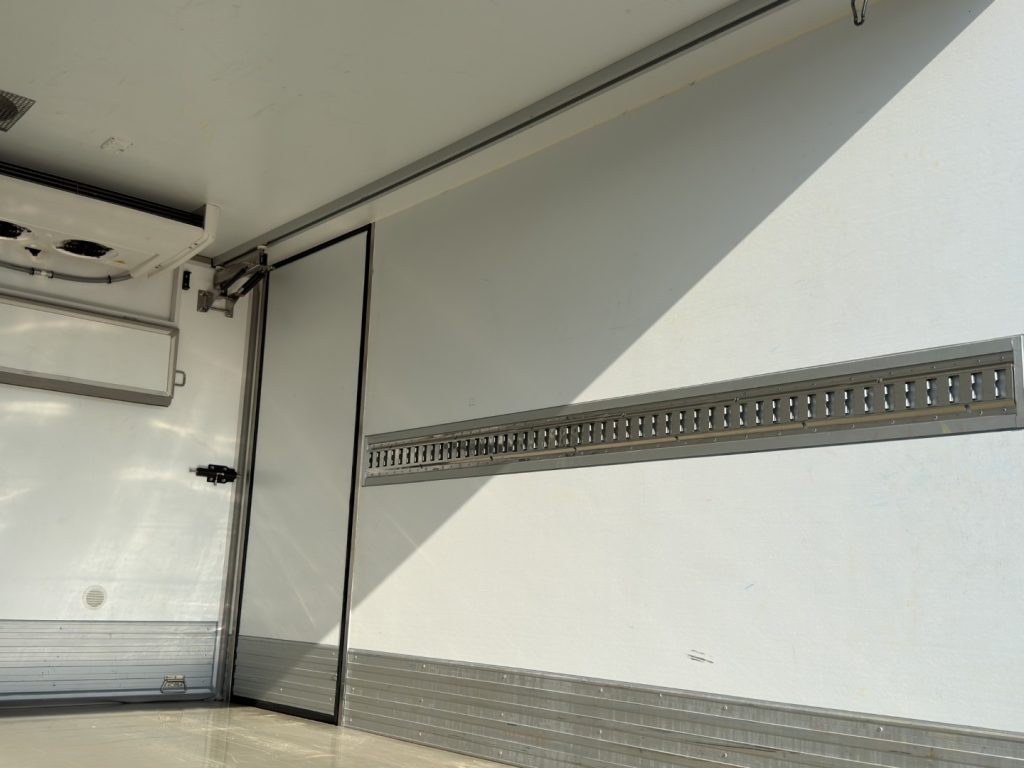FORD Transit P350 L4 CELLA FRIGO - 17