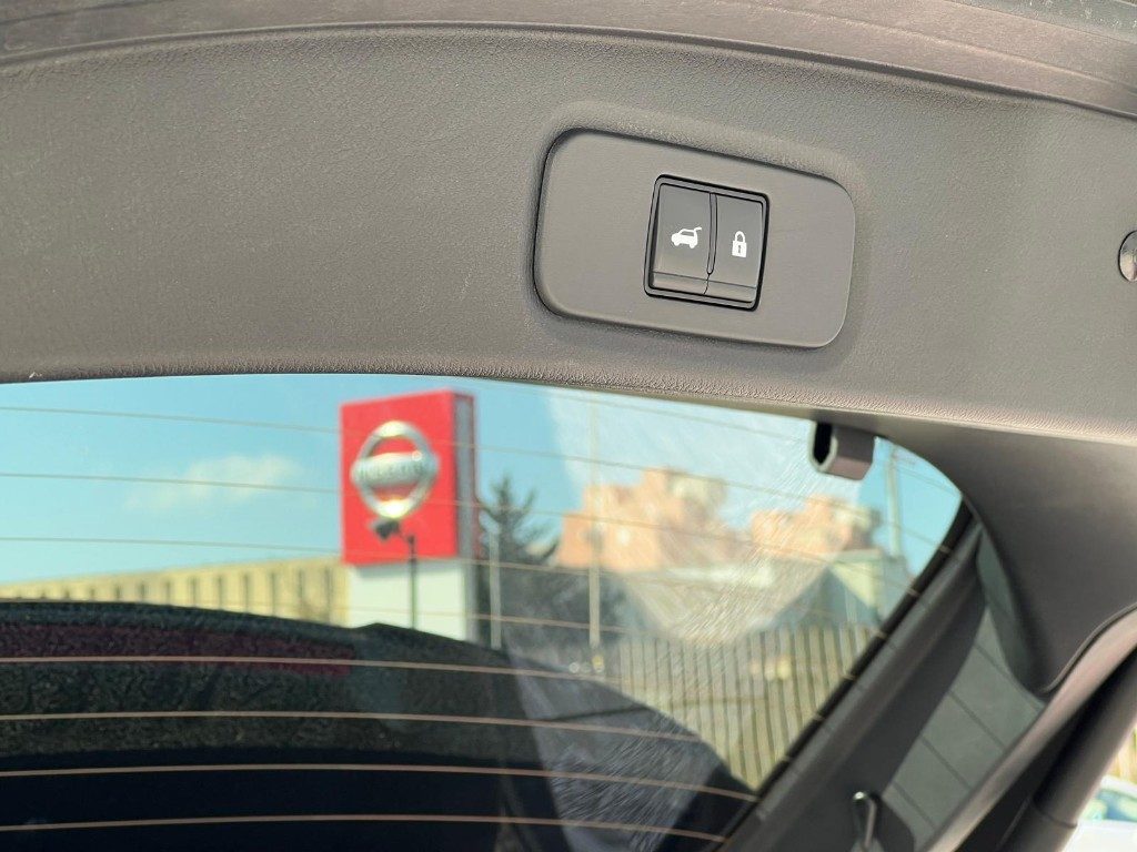 NISSAN Qashqai e-Power Tekna - 17
