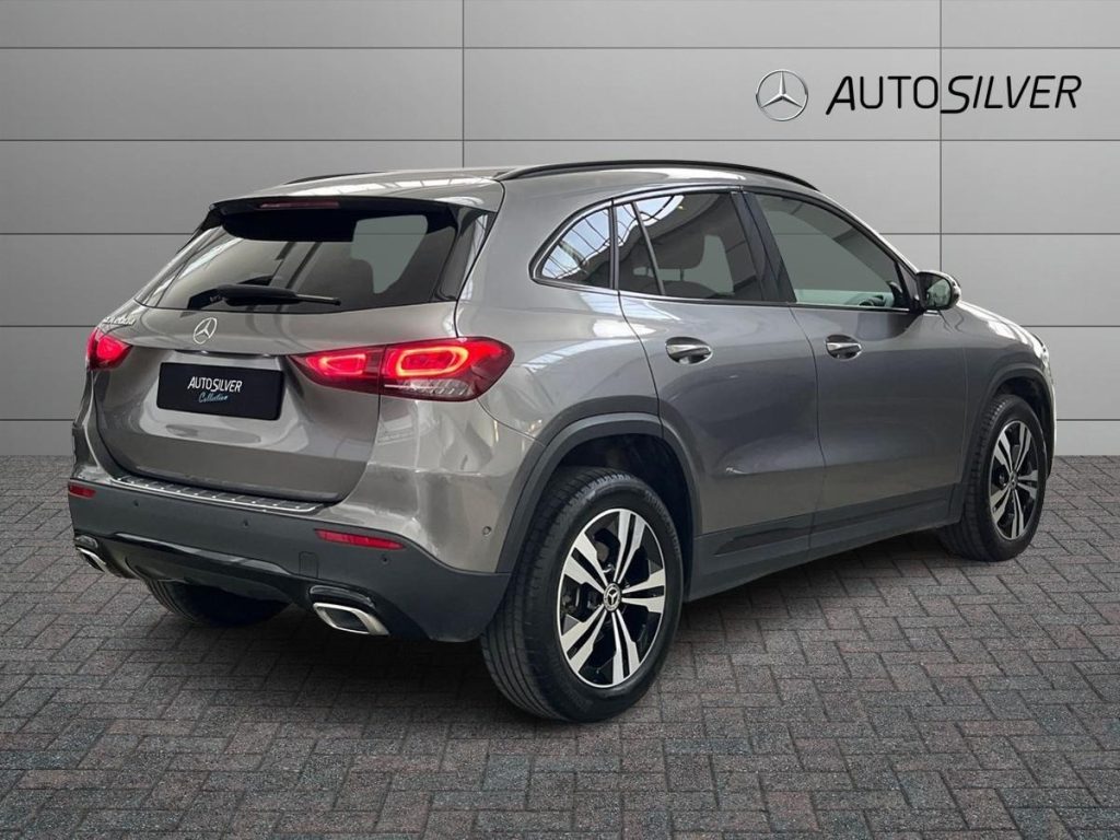 MERCEDES-BENZ GLA 200 d Automatic Sport Plus - 2
