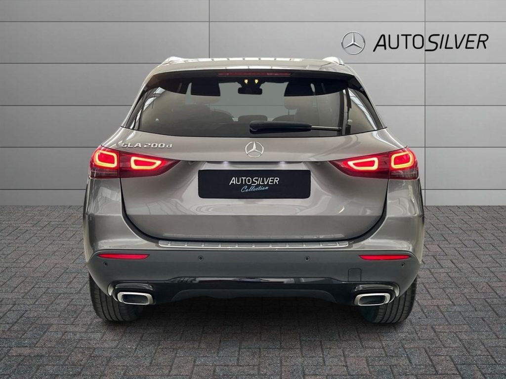 MERCEDES-BENZ GLA 200 d Automatic Sport Plus - 4