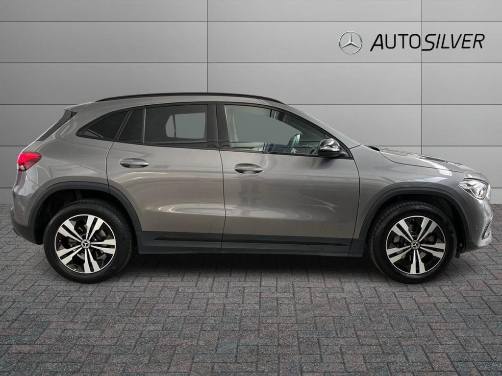MERCEDES-BENZ GLA 200 d Automatic Sport Plus - 5