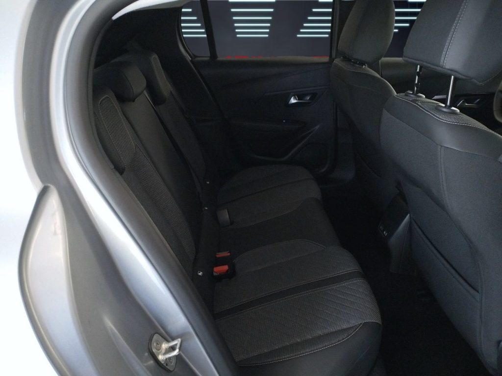 PEUGEOT 208 PureTech 100 Cv 5 porte Allure Km 17.000 - 16