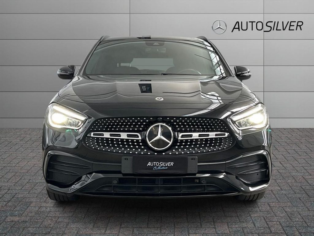 MERCEDES-BENZ GLA 200 d Automatic Premium - 3