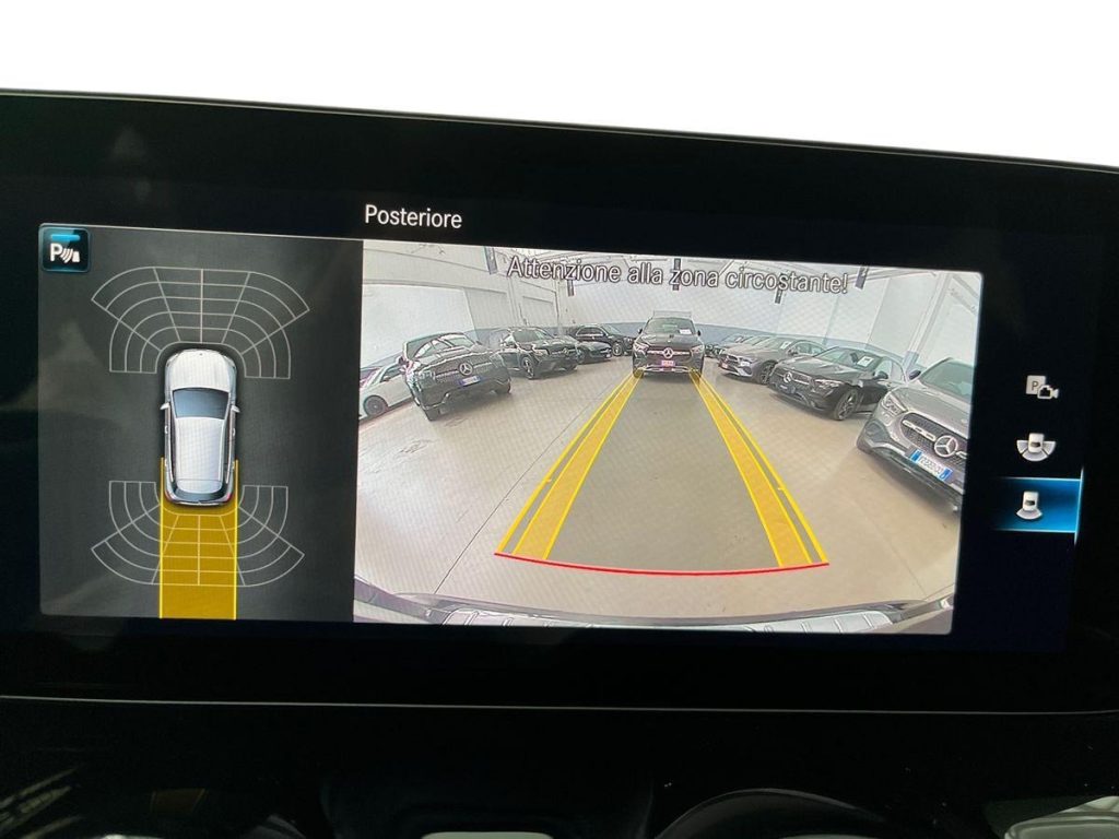 MERCEDES-BENZ GLA 200 d Automatic Premium - 12