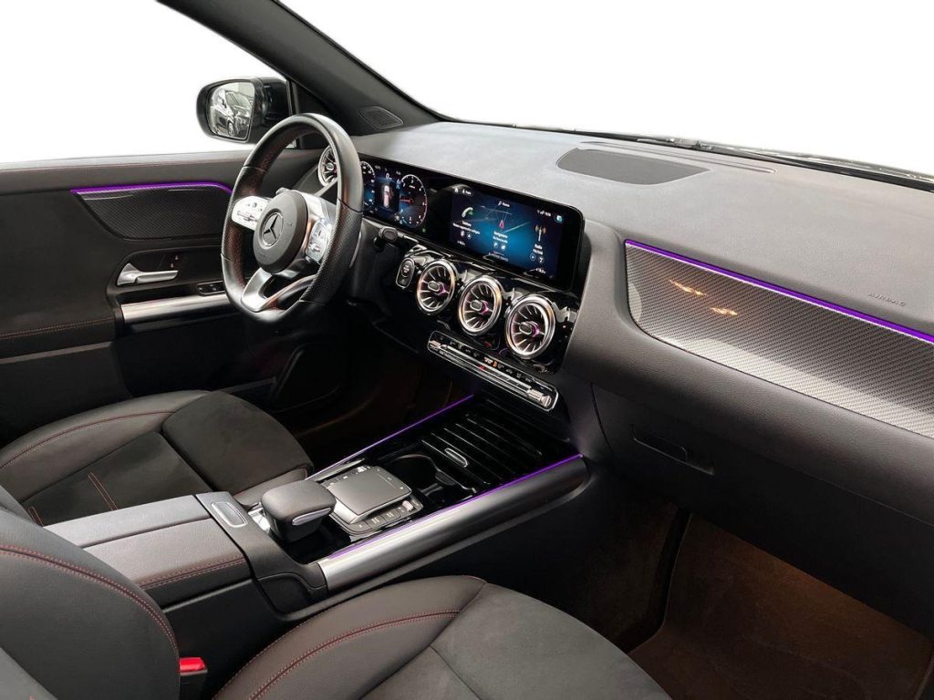 MERCEDES-BENZ GLA 200 d Automatic Premium - 16