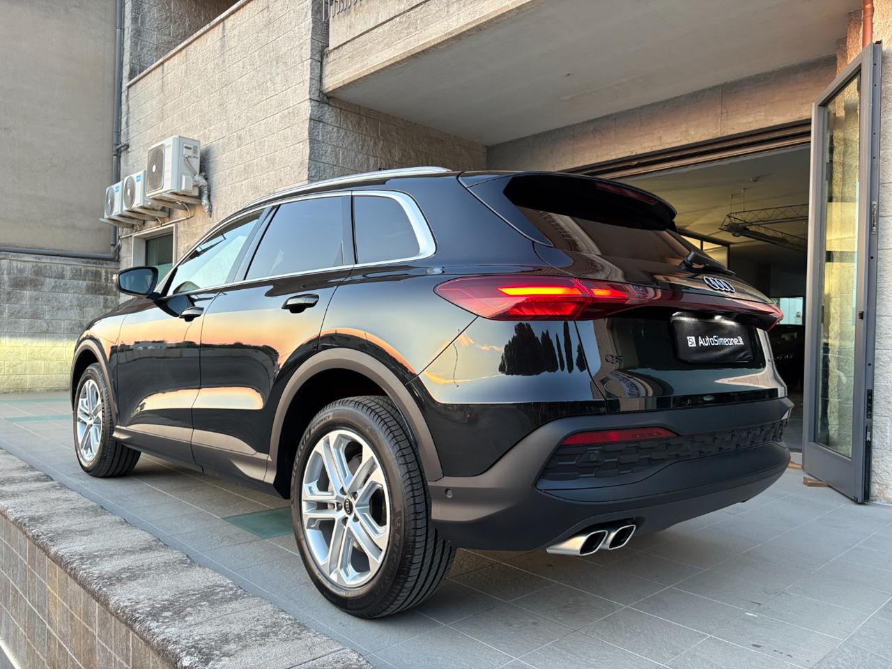AUDI Q5 40 TDI 204 CV quattro S tronic Business Advanced - 7
