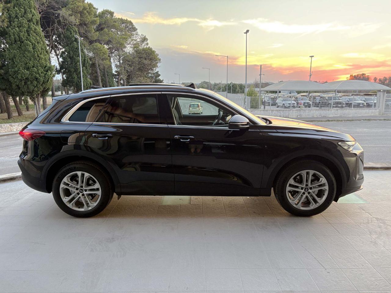 AUDI Q5 40 TDI 204 CV quattro S tronic Business Advanced - 4