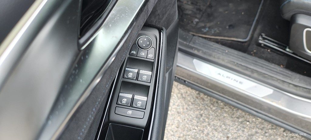 RENAULT Austral Austral Full Hybrid E-Tech 200 CV Iconic Esprit Al - 13