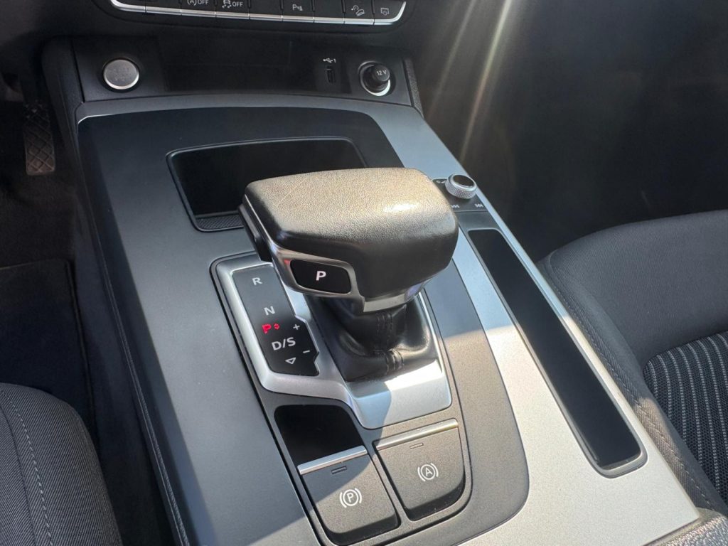 AUDI Q5 35 TDI S tronic Business Advanced - 12