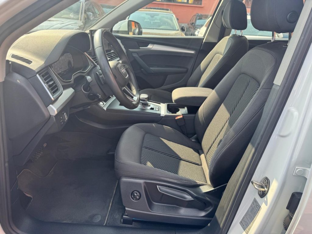 AUDI Q5 35 TDI S tronic Business Advanced - 18