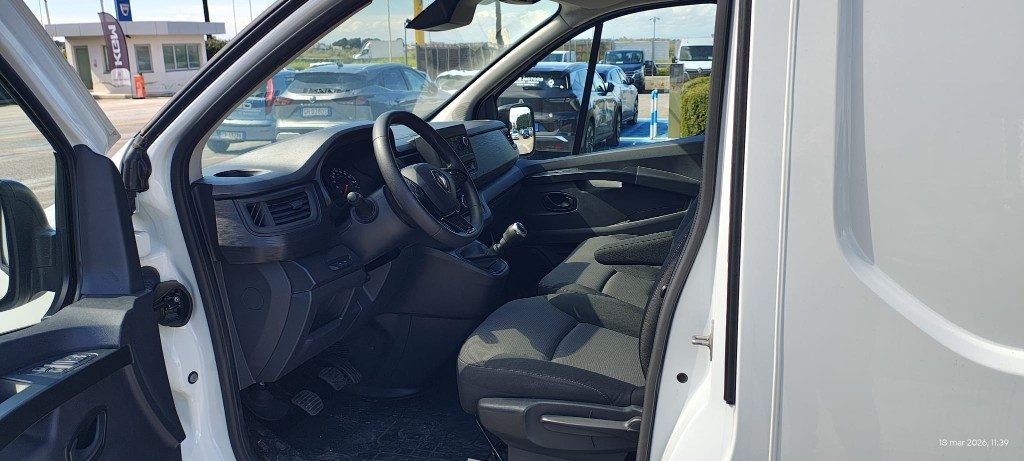 RENAULT TRAFIC  T27 2.0 dci 130cv L1H1 Start - 12