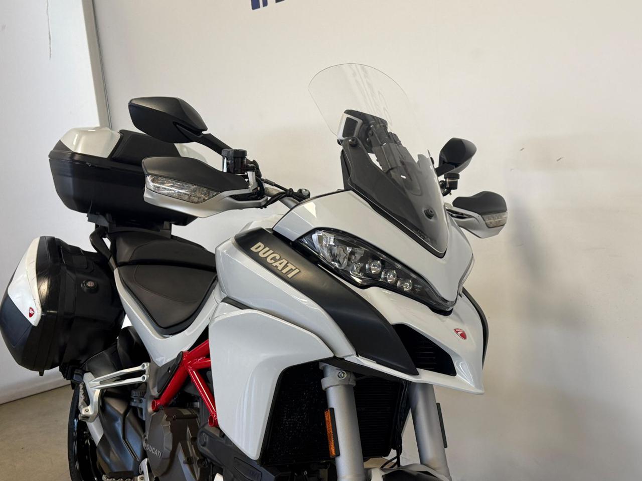 DUCATI Multistrada 1200 S WHITE - 3