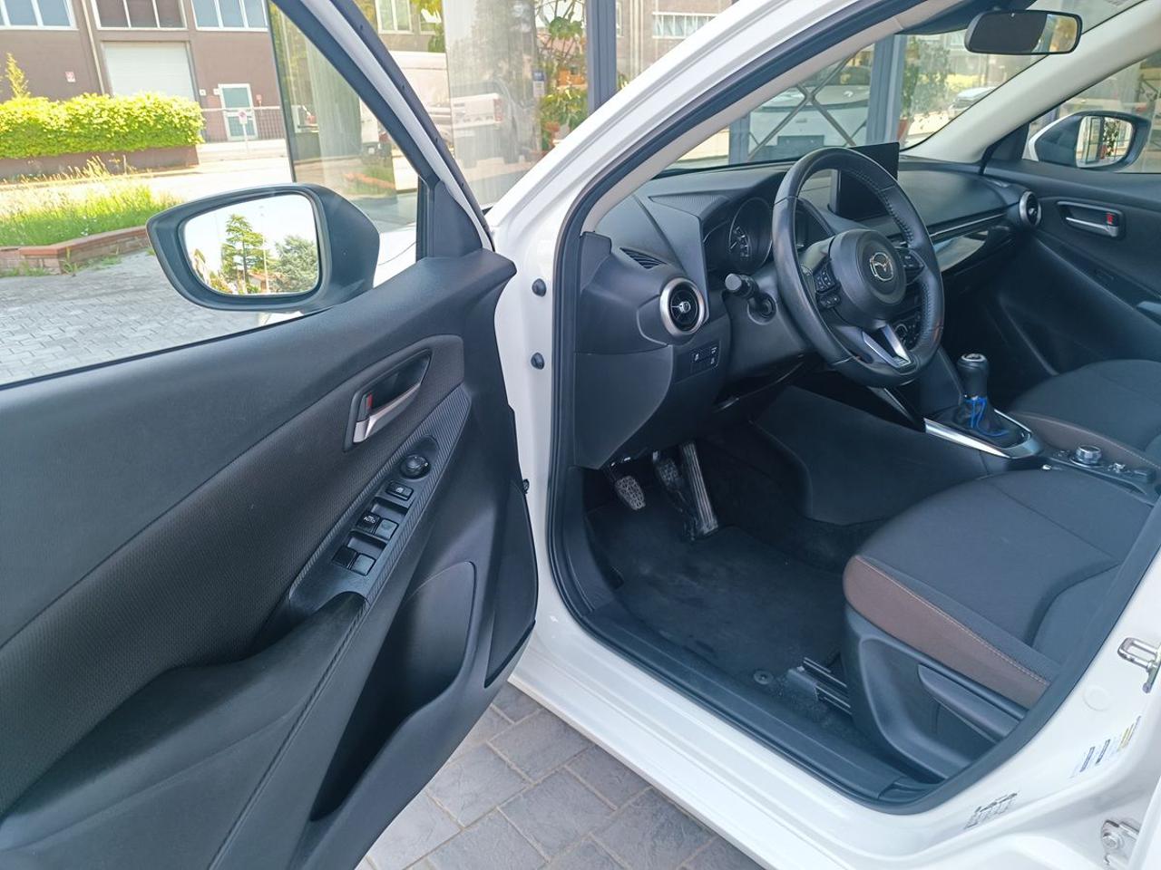 MAZDA 2 1.5 e-Skyactiv-G 90 CV M Hybrid Evolve - 13