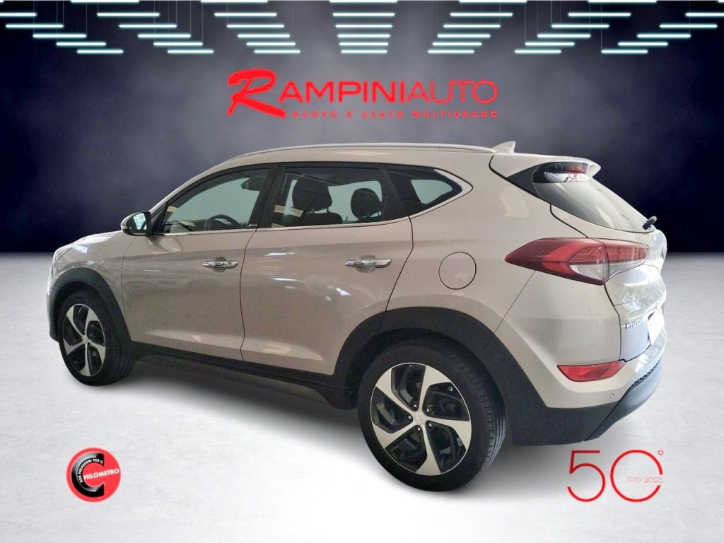 HYUNDAI Tucson 1.7 CRDi Automatica XPossible Pronta Consegna - 10