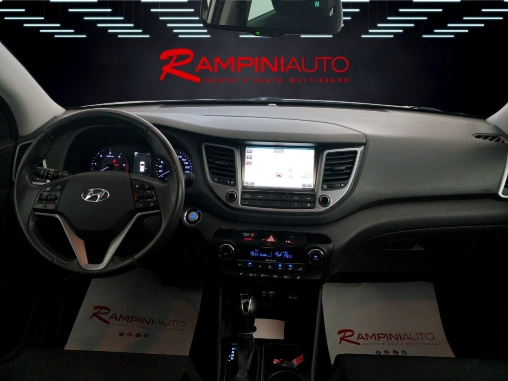 HYUNDAI Tucson 1.7 CRDi Automatica XPossible Pronta Consegna - 12