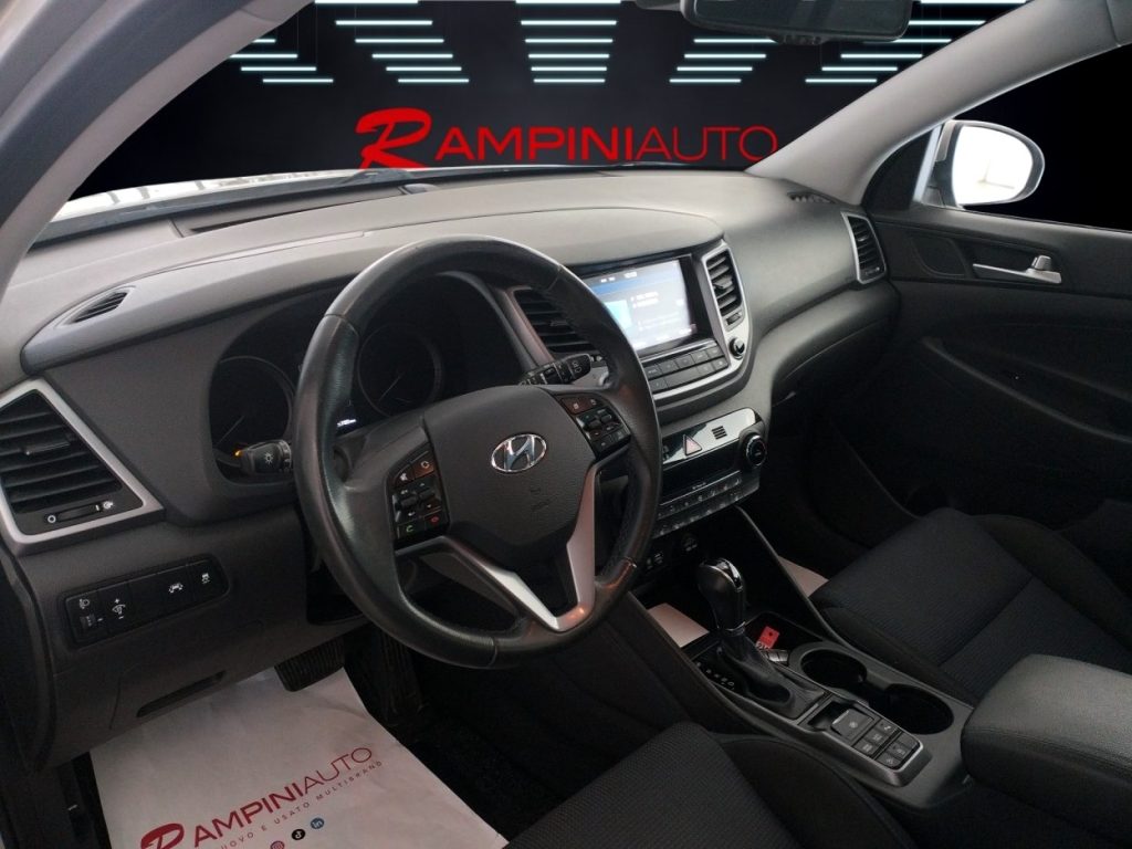 HYUNDAI Tucson 1.7 CRDi Automatica XPossible Pronta Consegna - 13