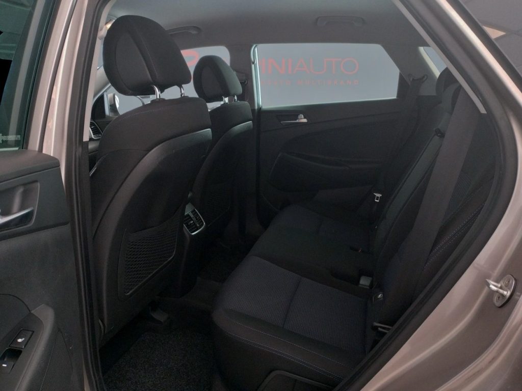 HYUNDAI Tucson 1.7 CRDi Automatica XPossible Pronta Consegna - 15
