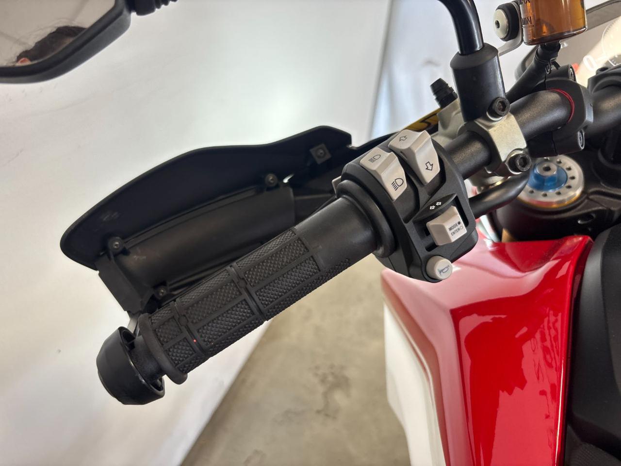 DUCATI Hypermotard 950 SP SPECIAL - 10