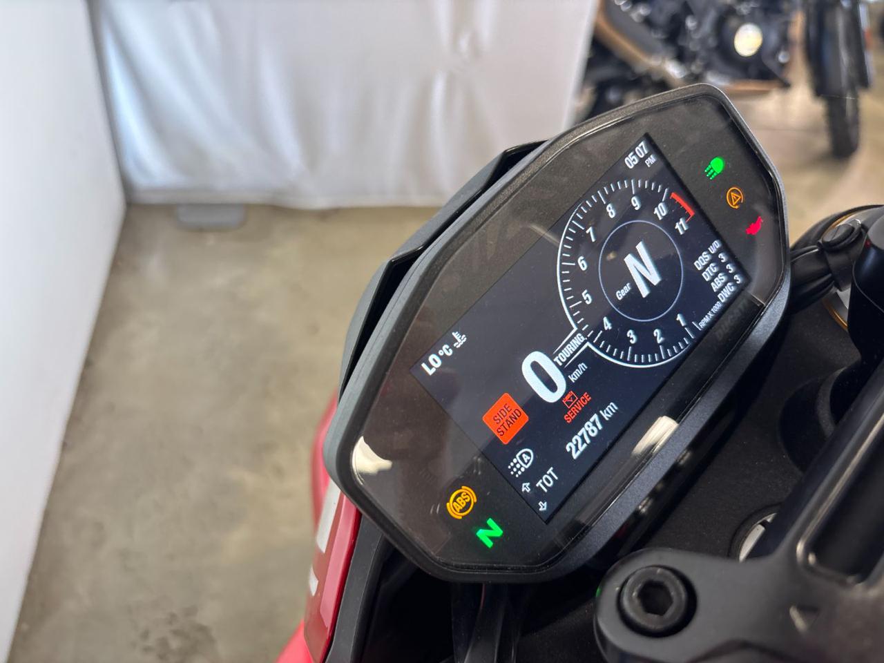 DUCATI Hypermotard 950 SP SPECIAL - 12