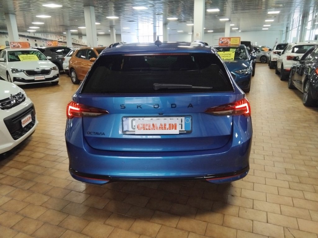 SKODA Octavia 2.0 TDI DSG Wagon Sportline 18 C/GRIMALDI SP.DAY - 6