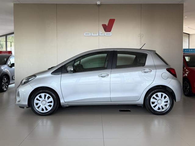 TOYOTA Yaris Argento metallizzato