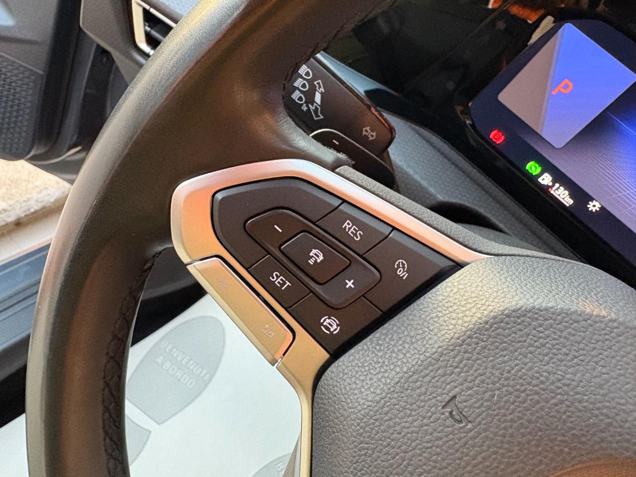 VOLKSWAGEN Golf 2.0 TDI DSG SCR Life COCKPIT-LUCI AMBIENTE - 24