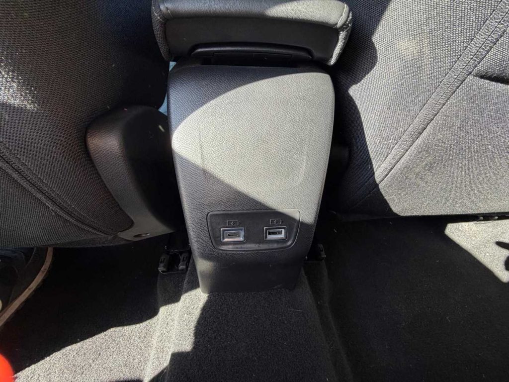 PEUGEOT 208 Hybrid 110 e-DCS6 Allure - 13