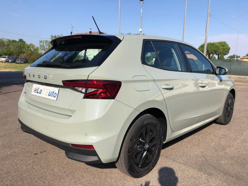 SKODA Fabia 1.0 MPI 80 CV Your Way - 4