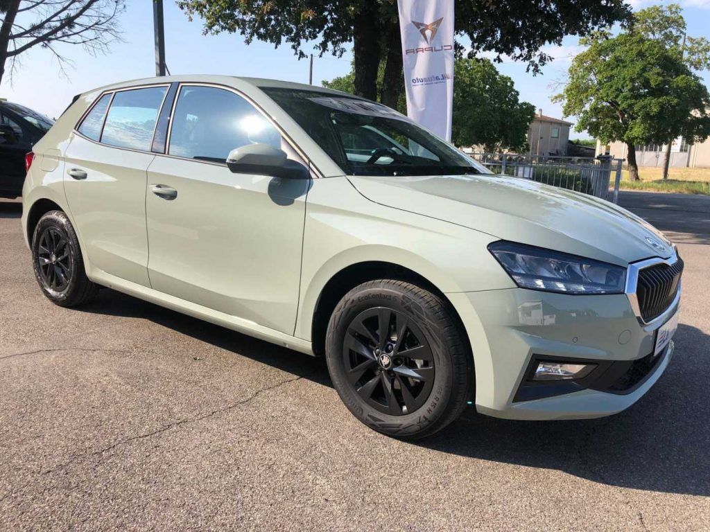 SKODA Fabia 1.0 MPI 80 CV Your Way - 6