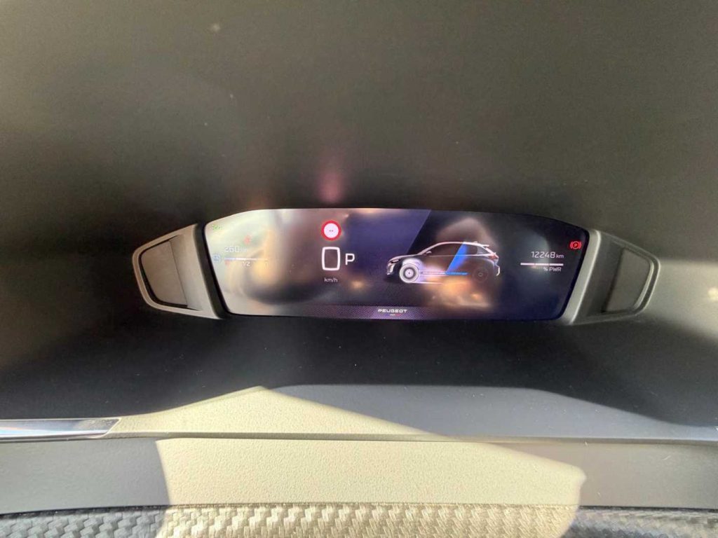 PEUGEOT 208 Hybrid 110 e-DCS6 Allure - 17