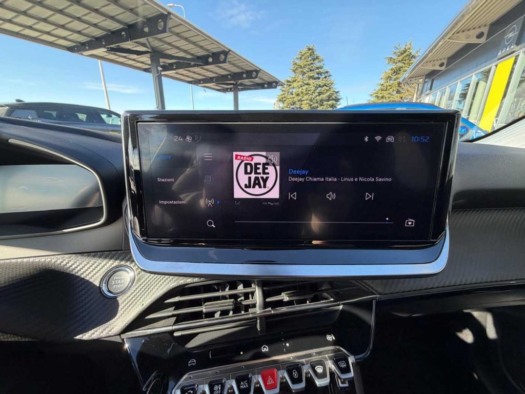 PEUGEOT 208 Hybrid 110 e-DCS6 Allure - 20