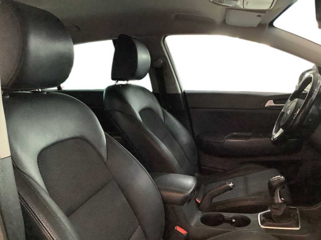 KIA Sportage 1.7 CRDI 2WD Business Class - 10