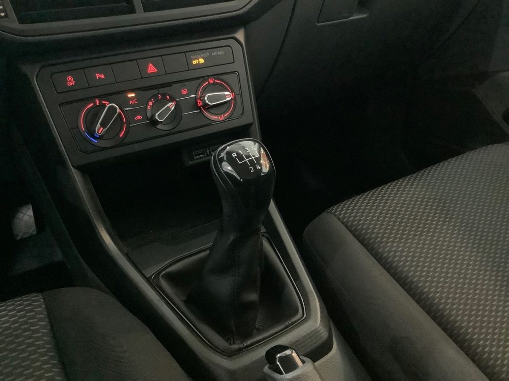 VOLKSWAGEN T-Cross 1.6 TDI SCR Urban BMT - 8