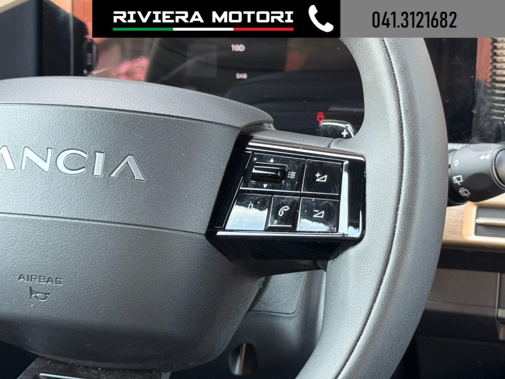 LANCIA Ypsilon Hybrid e-DCT LX - 14