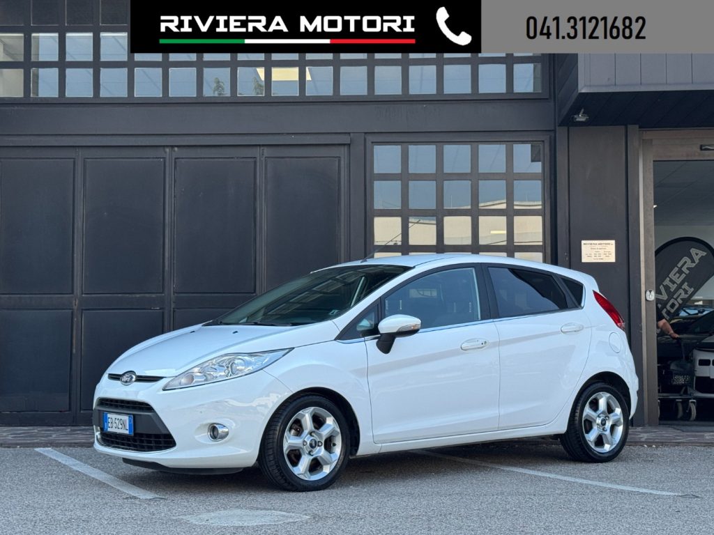 FORD Fiesta 1.4 5 porte Bz.- GPL Titanium - 14
